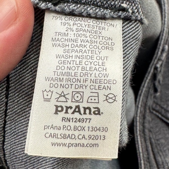 Prana Tess Organic Cotton Charcoal Gray Lace Print Shorts Size 8 - Picture 5 of 10